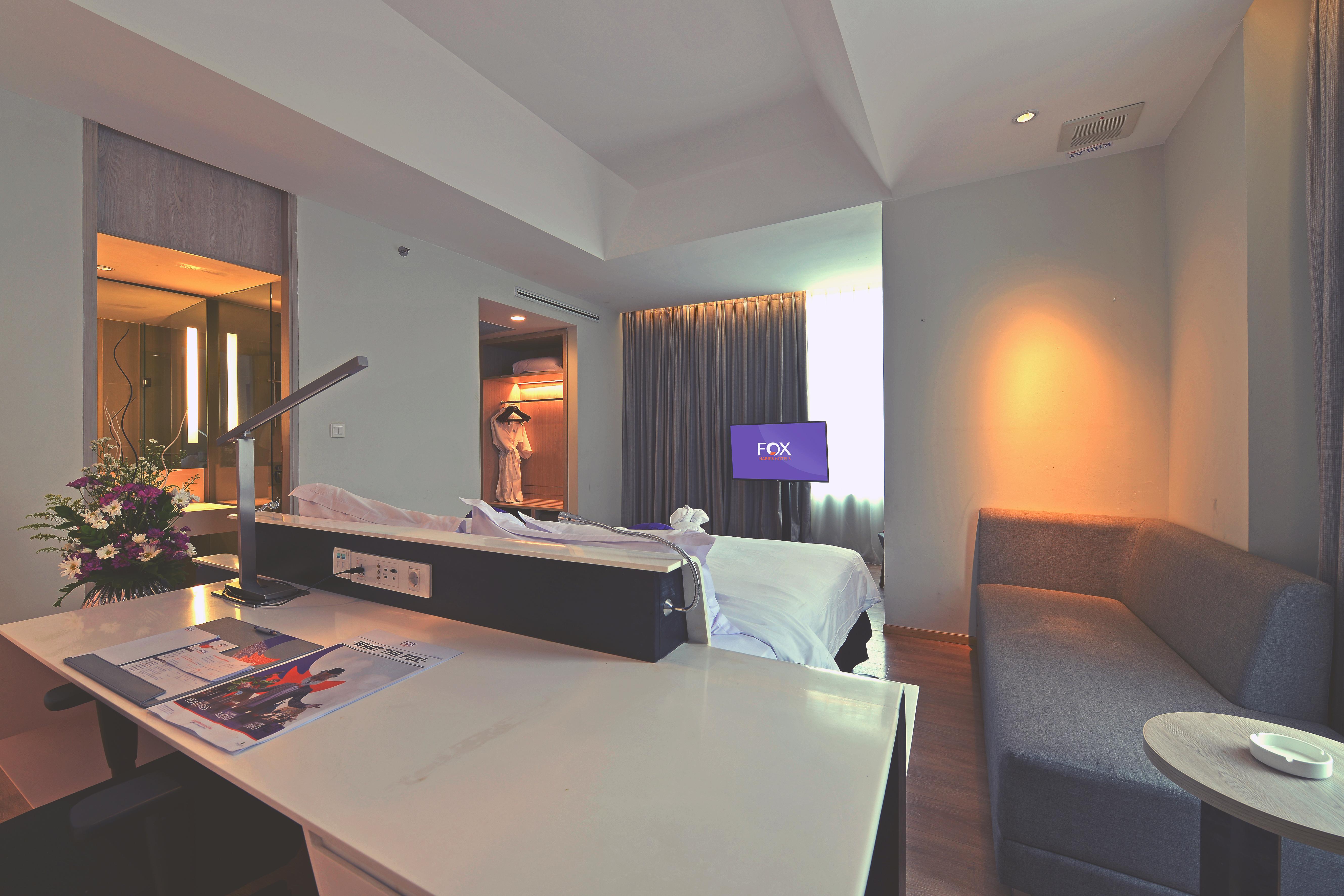 Fox Hotel Pekanbaru Exterior foto